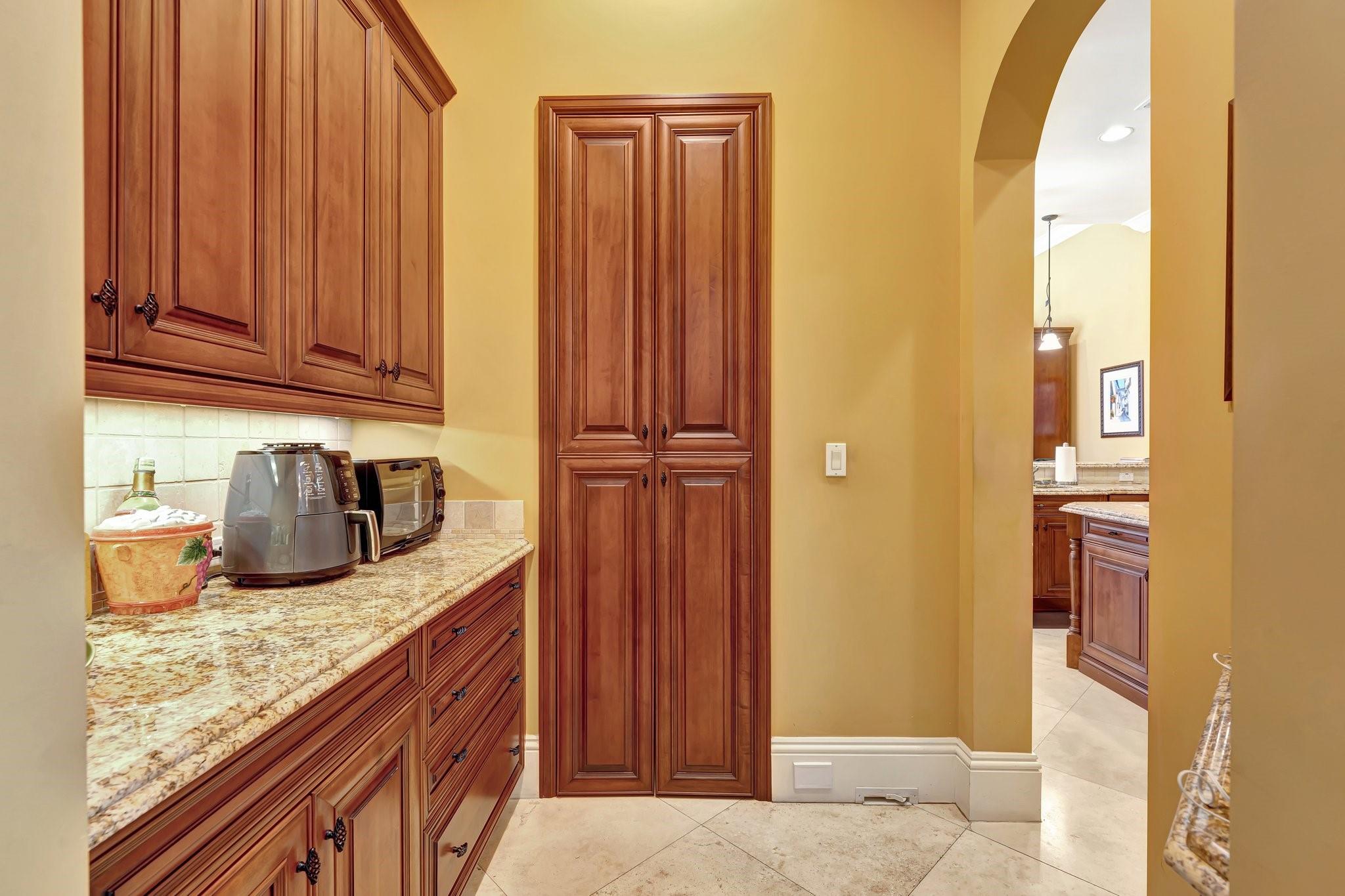 Estates of Pinetree - Residential