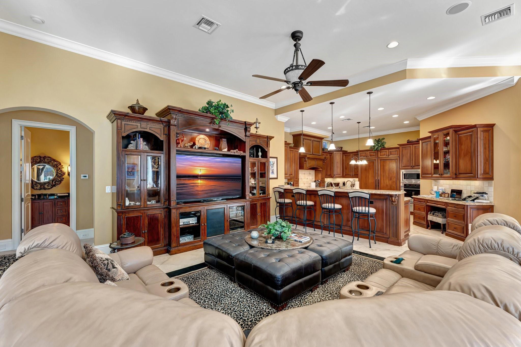 Estates of Pinetree - Residential