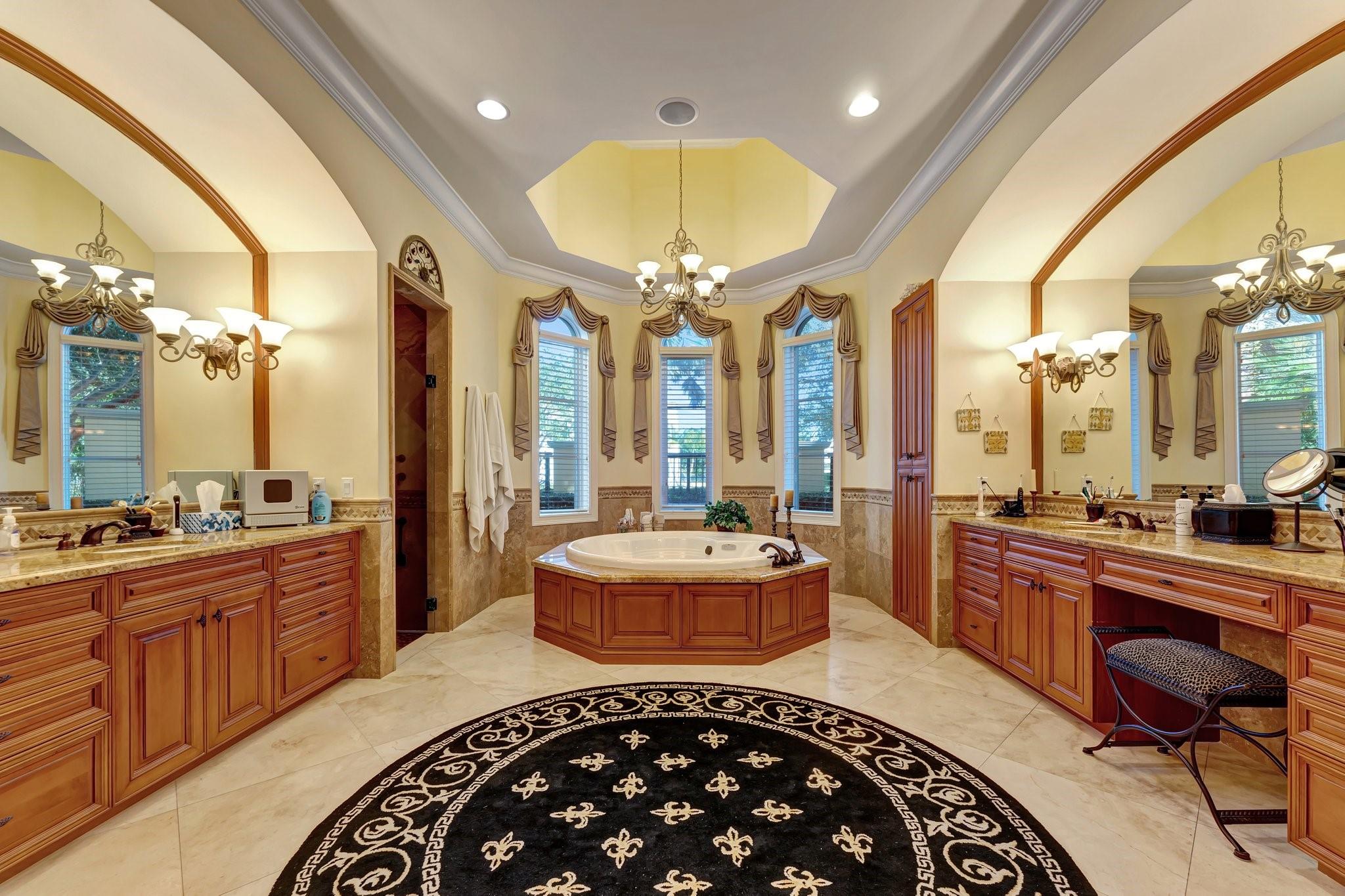 Estates of Pinetree - Residential