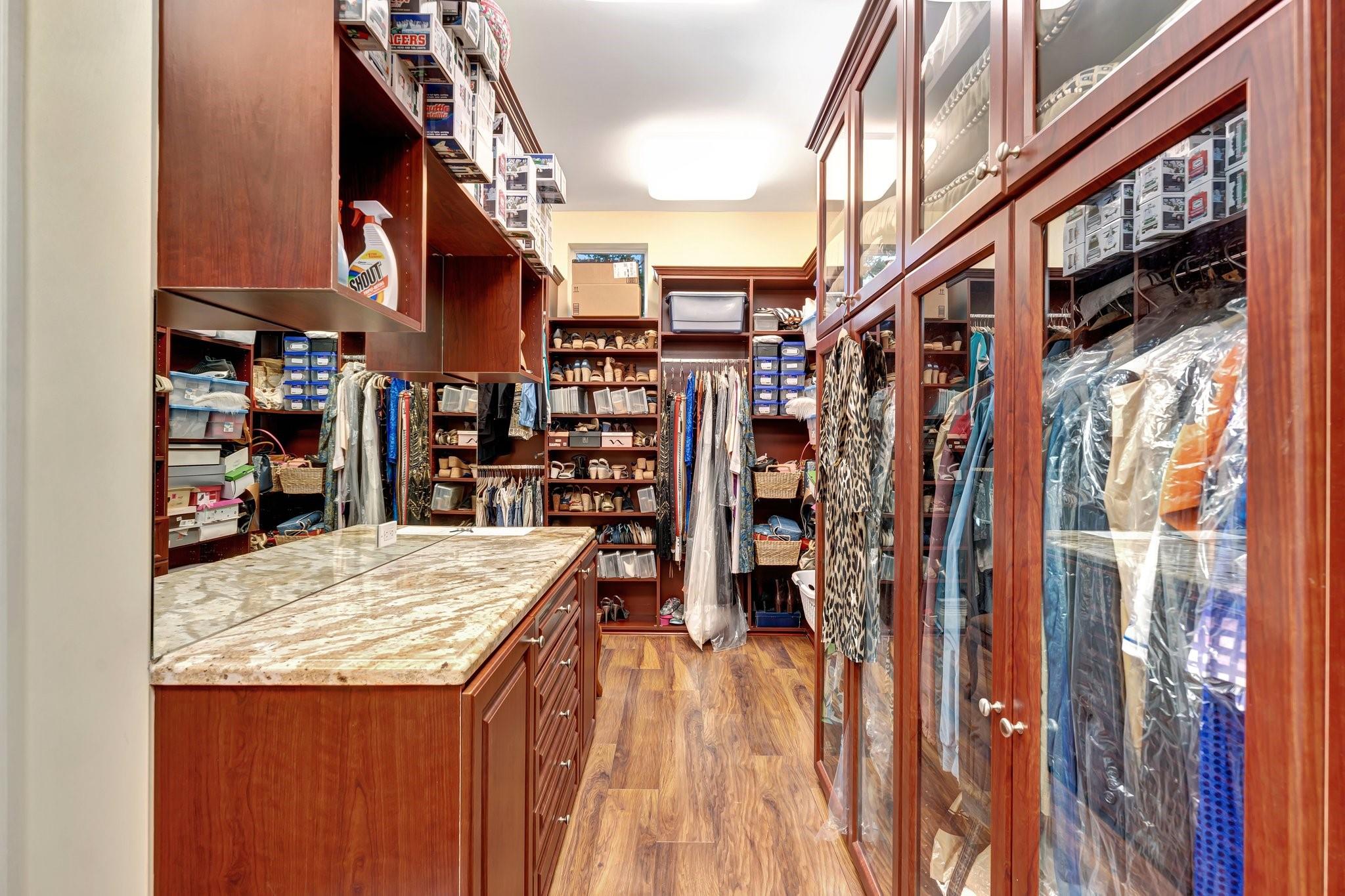 Estates of Pinetree - Residential