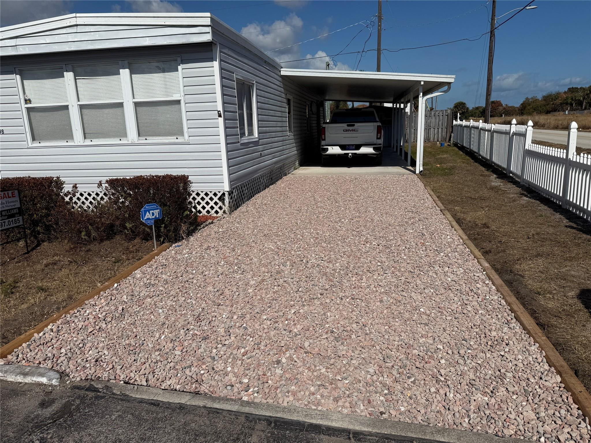 Sea Breeze Mobile Manor U - Residential