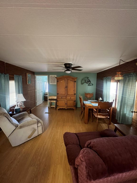 Sea Breeze Mobile Manor U - Residential