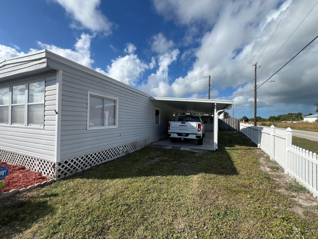 Sea Breeze Mobile Manor U - Residential