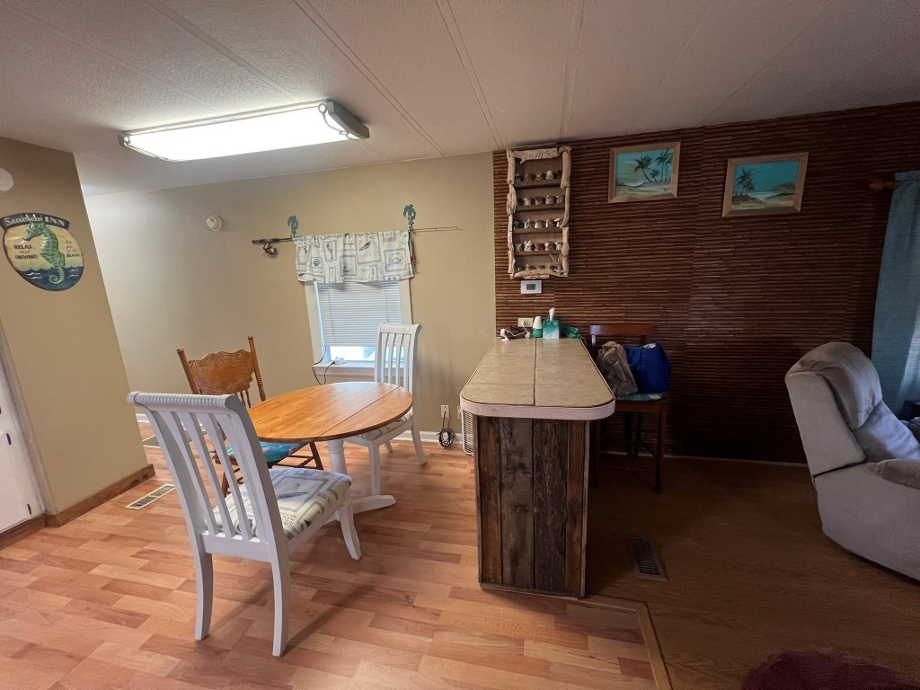 Sea Breeze Mobile Manor U - Residential