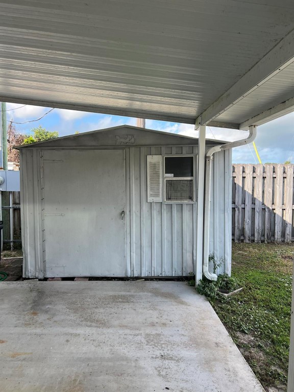 Sea Breeze Mobile Manor U - Residential