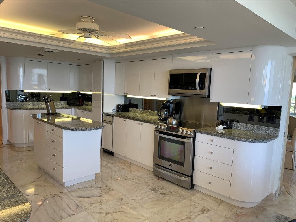 Sea Ranch Club - Residential Lease