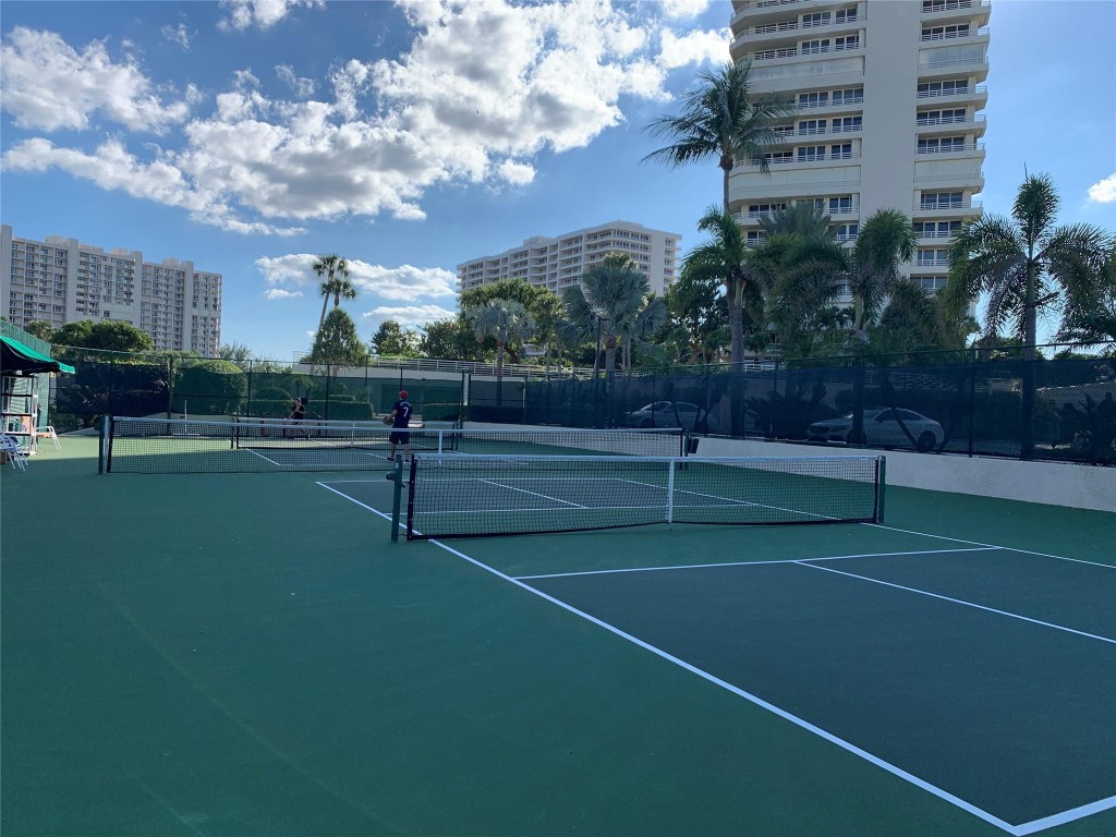 Sea Ranch Club - Residential Lease