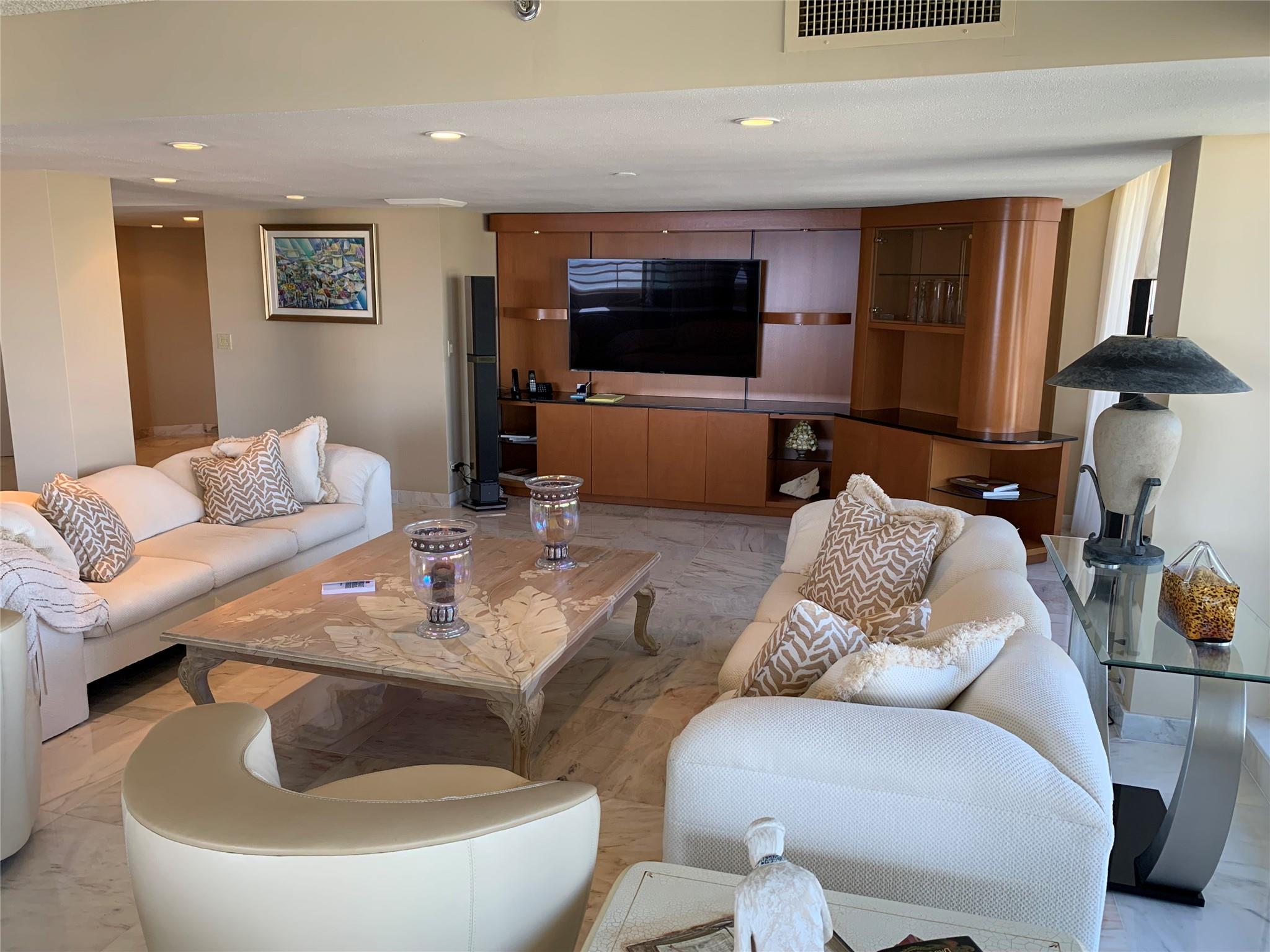 Sea Ranch Club - Residential Lease