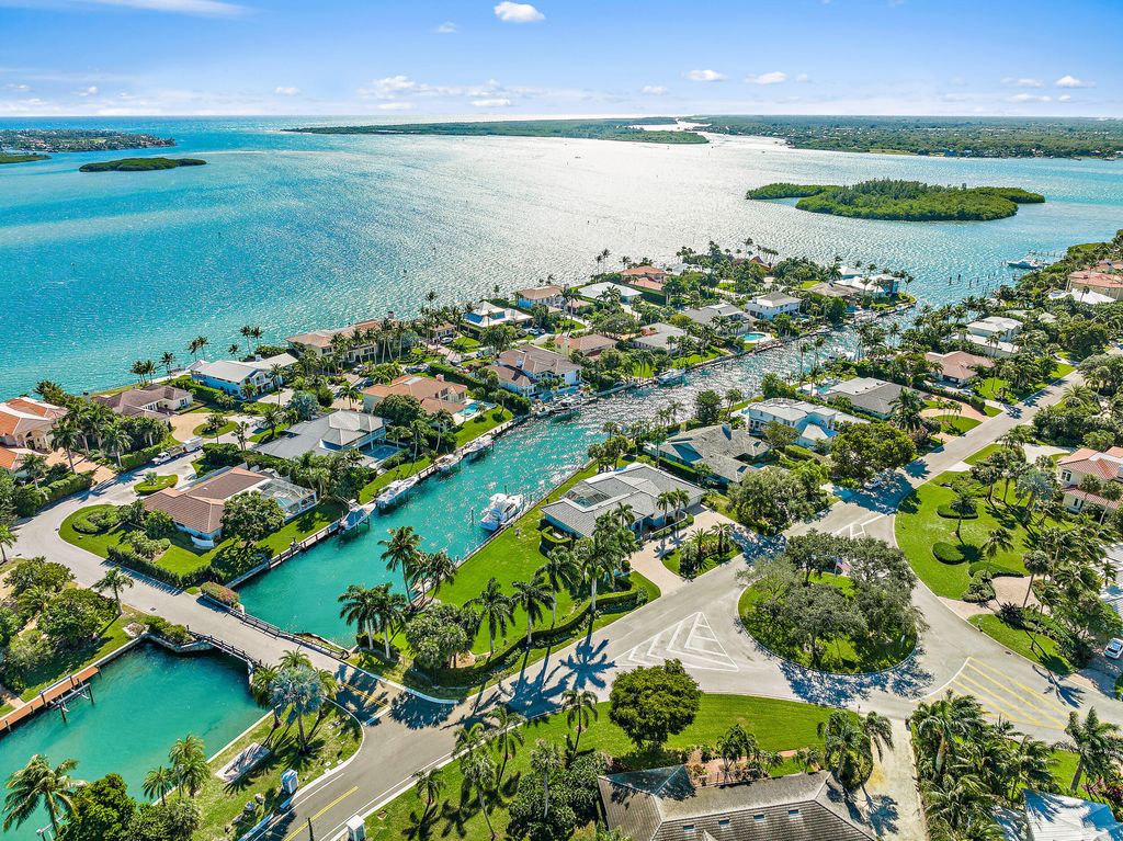 Photo of 2 E High Point Road, Sewalls Point, FL 34996 (MLS # R10775204)