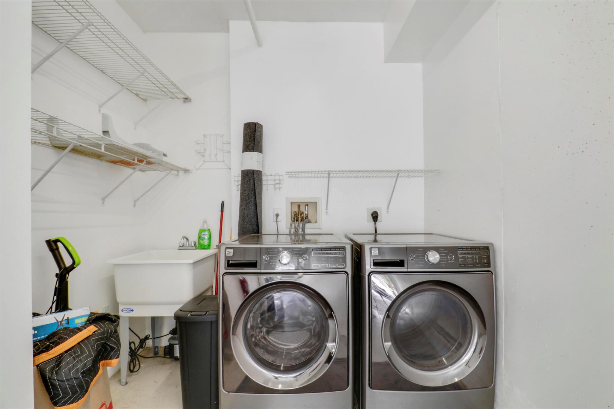 FIORE AT THE GARDENS COND - Residential