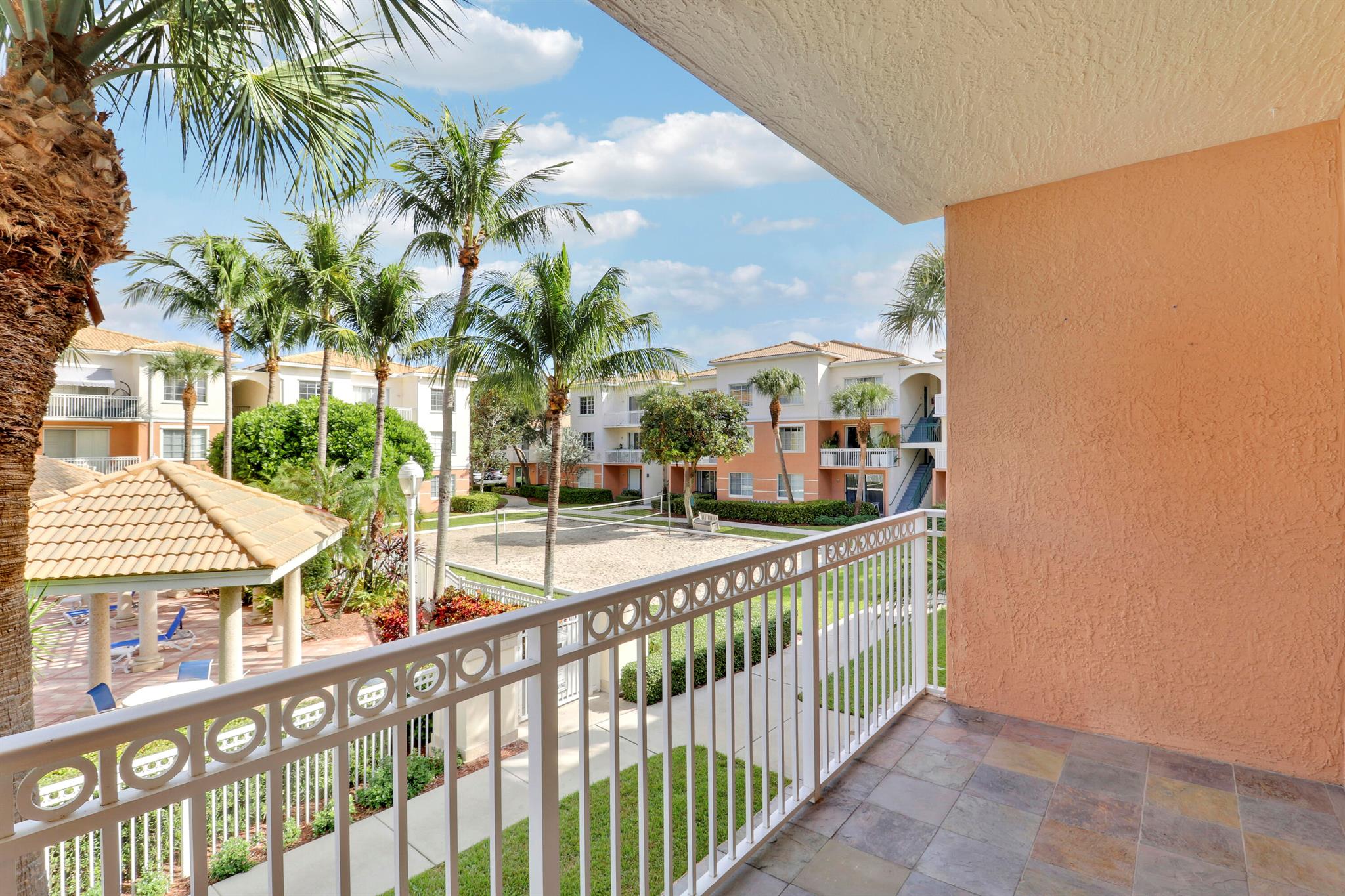 FIORE AT THE GARDENS COND - Residential