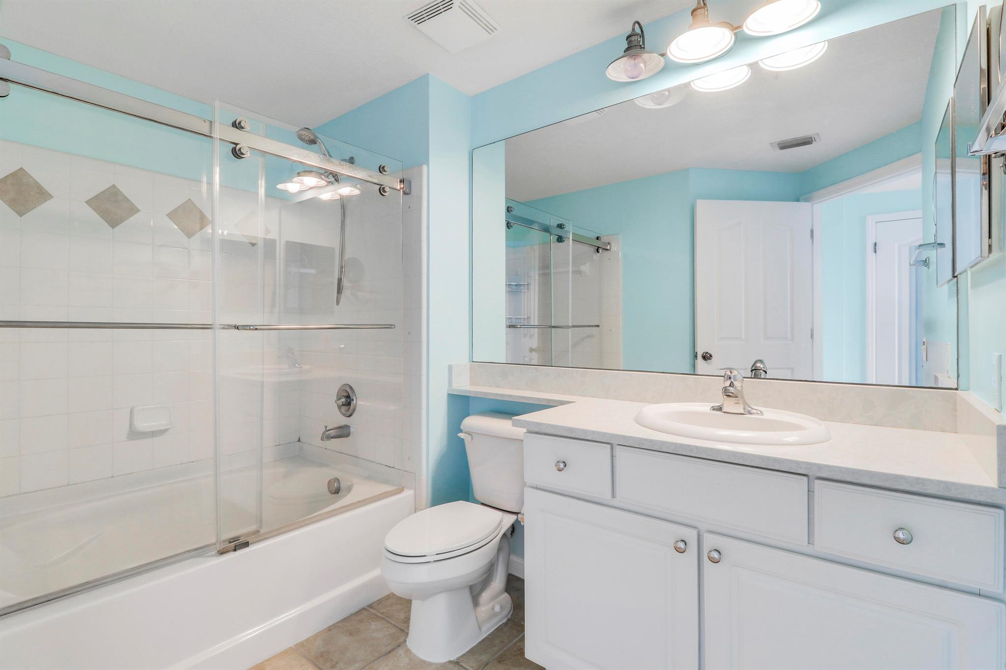 FIORE AT THE GARDENS COND - Residential