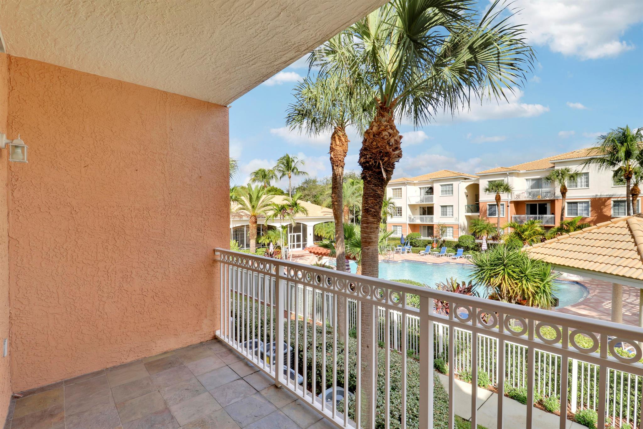 FIORE AT THE GARDENS COND - Residential