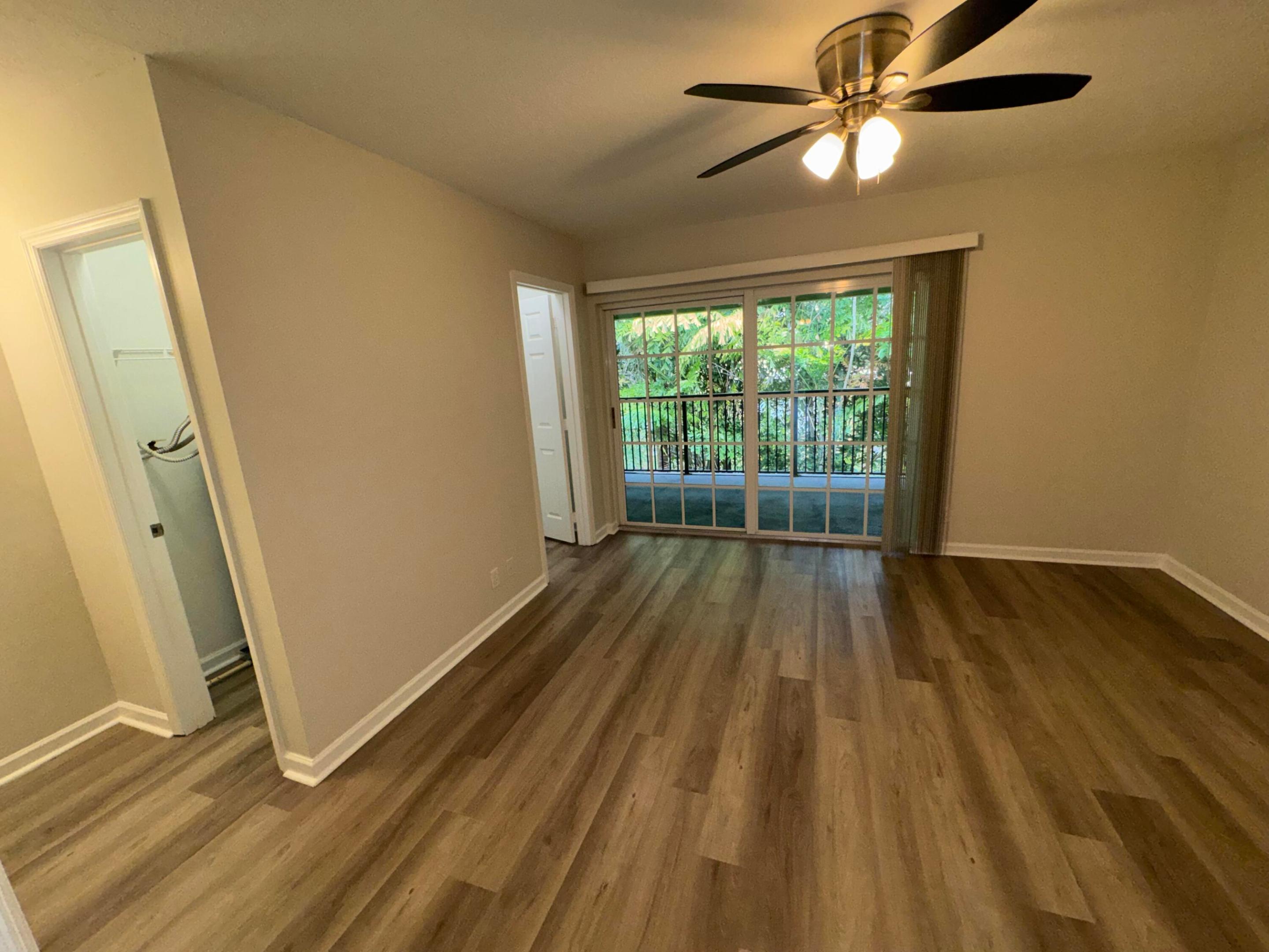 LAKE WORTH TOWN OF - Residential Lease