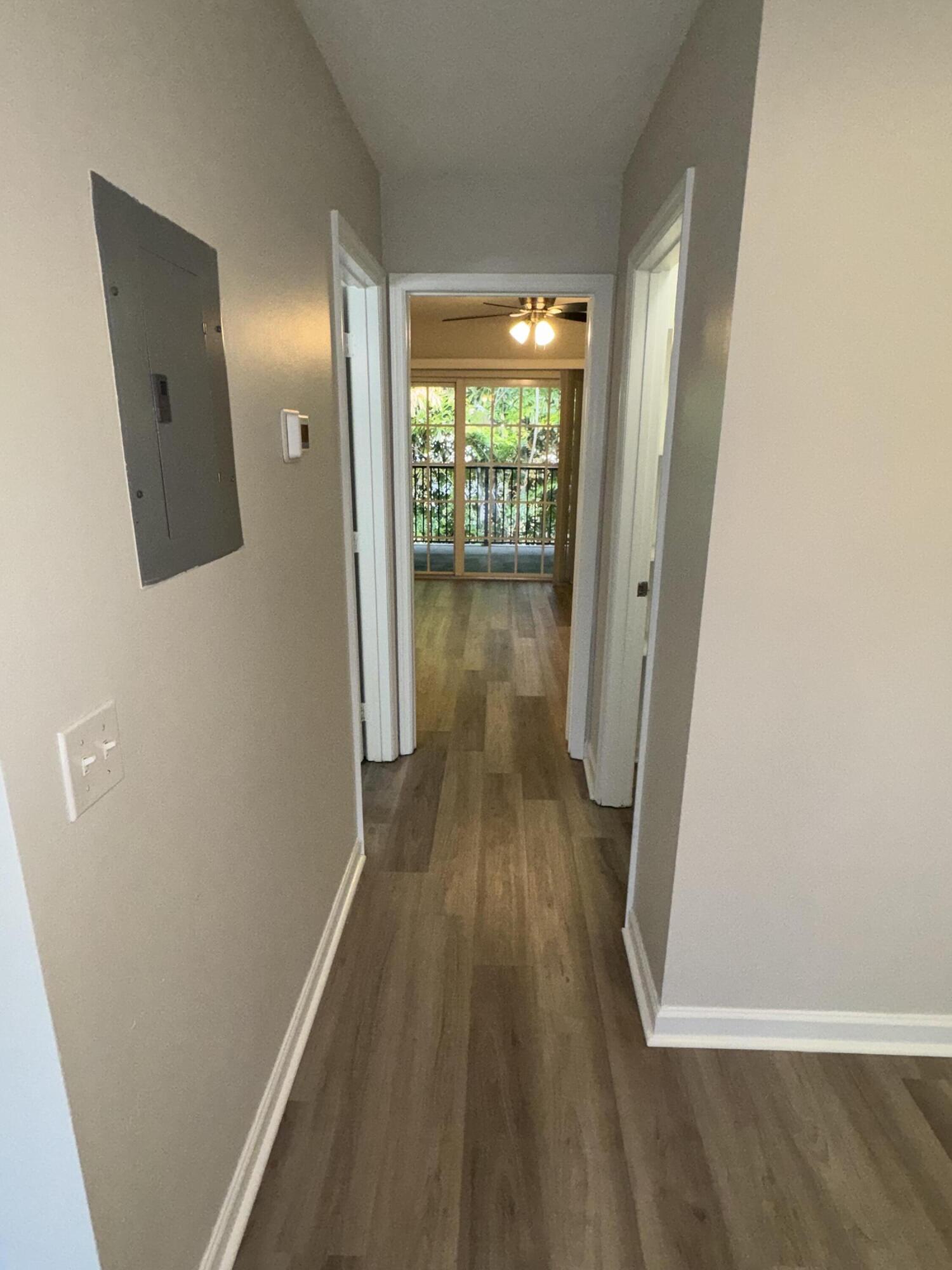 LAKE WORTH TOWN OF - Residential Lease