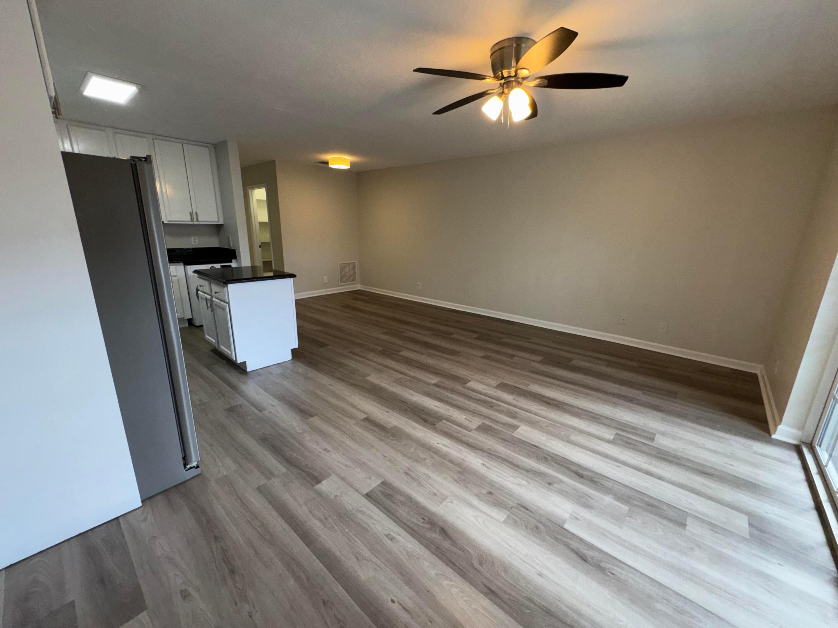 LAKE WORTH TOWN OF - Residential Lease