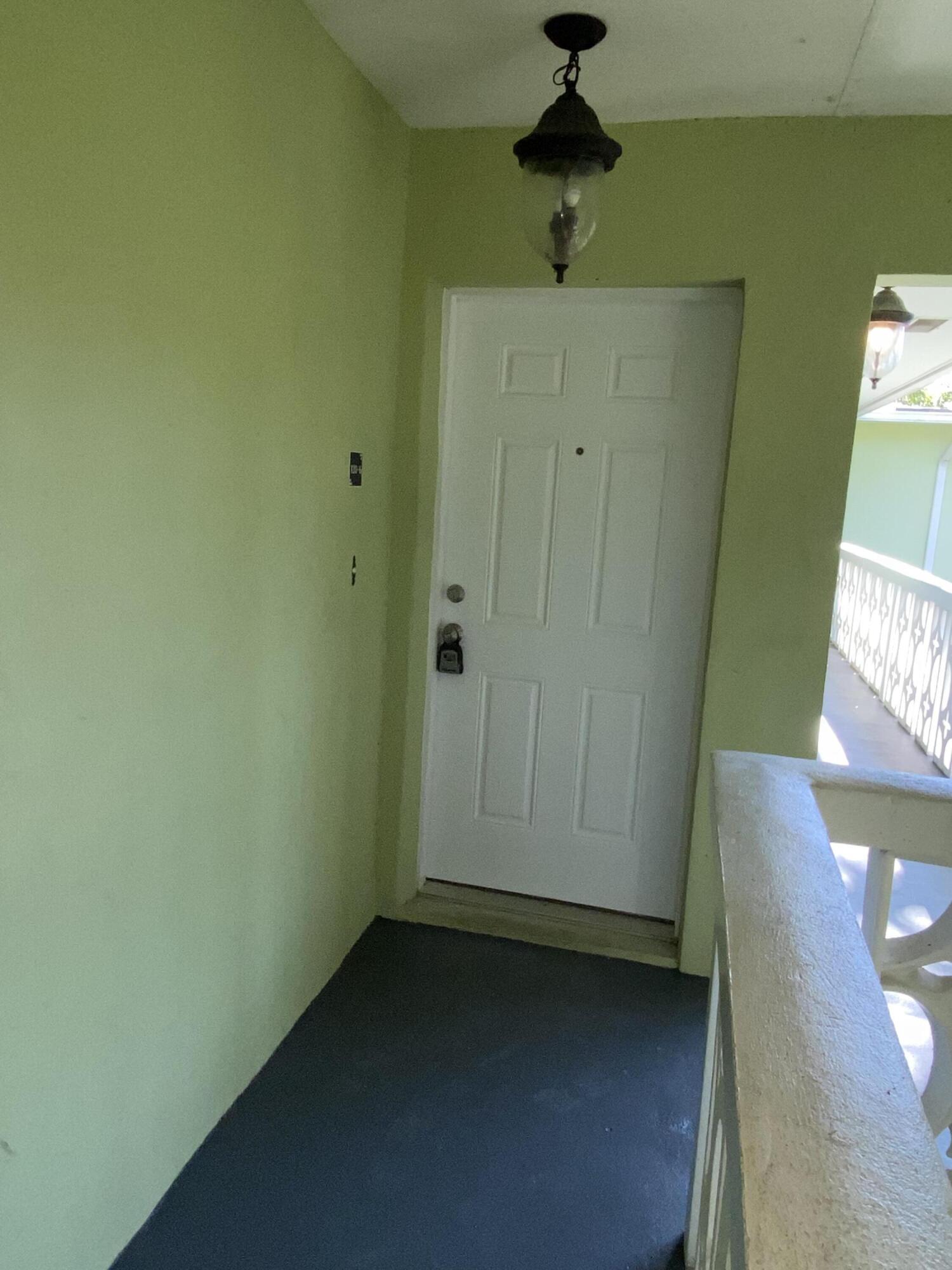 LAKE WORTH TOWN OF - Residential Lease