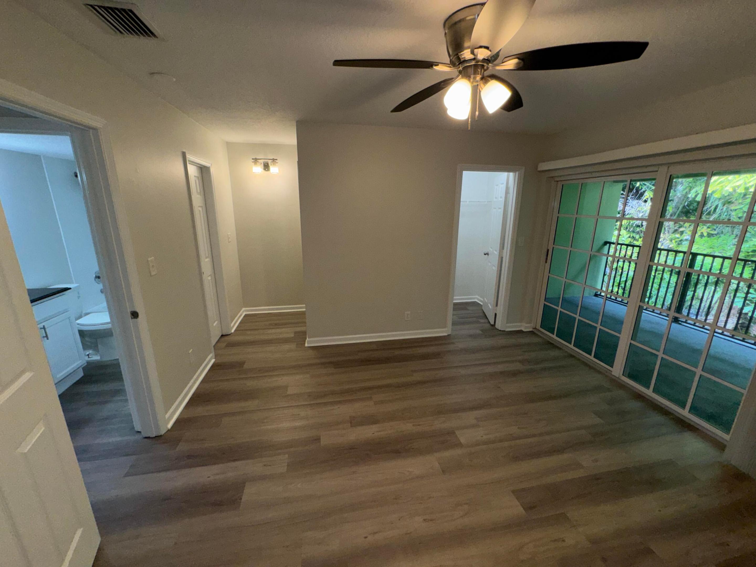 LAKE WORTH TOWN OF - Residential Lease