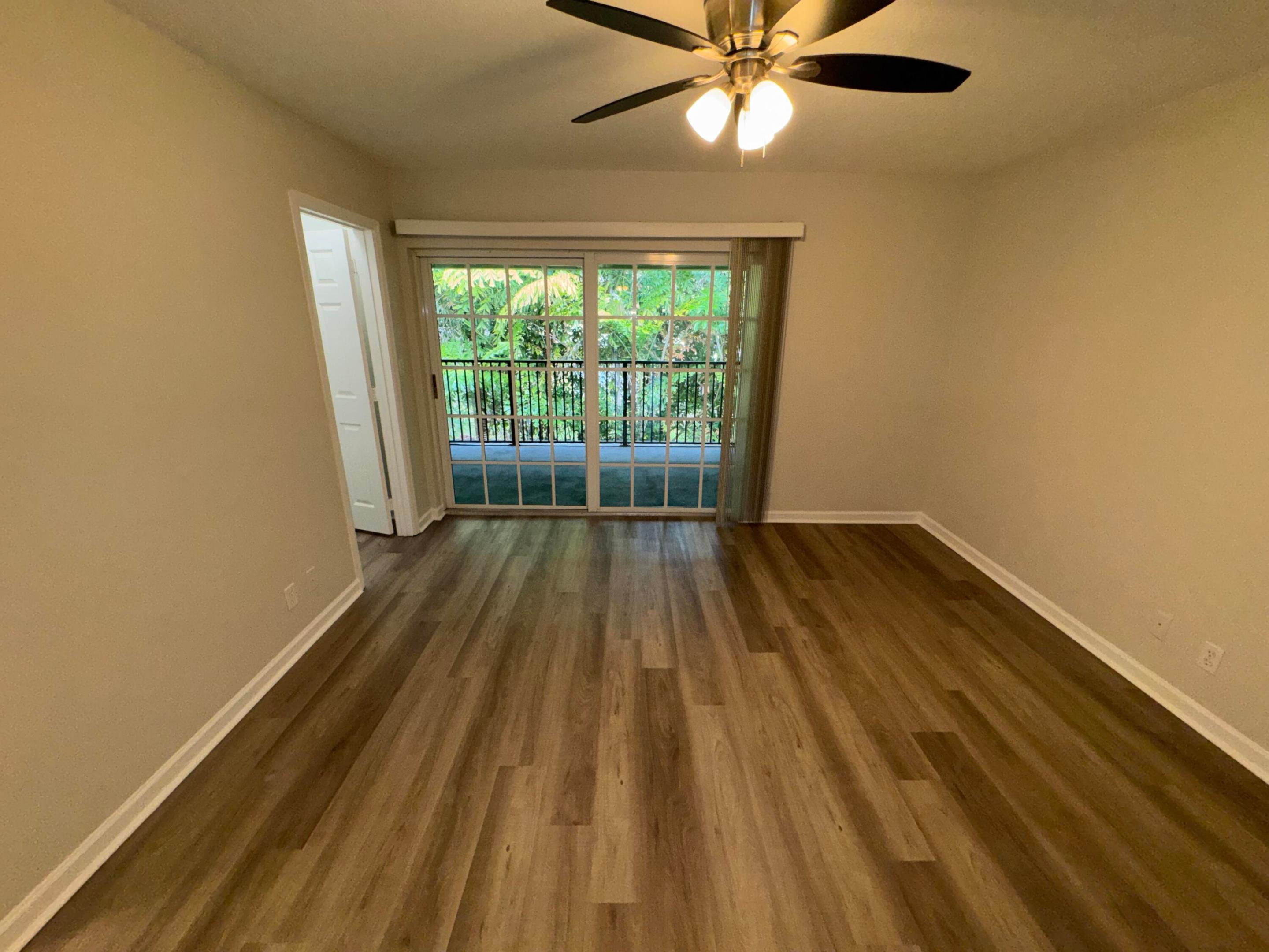 LAKE WORTH TOWN OF - Residential Lease