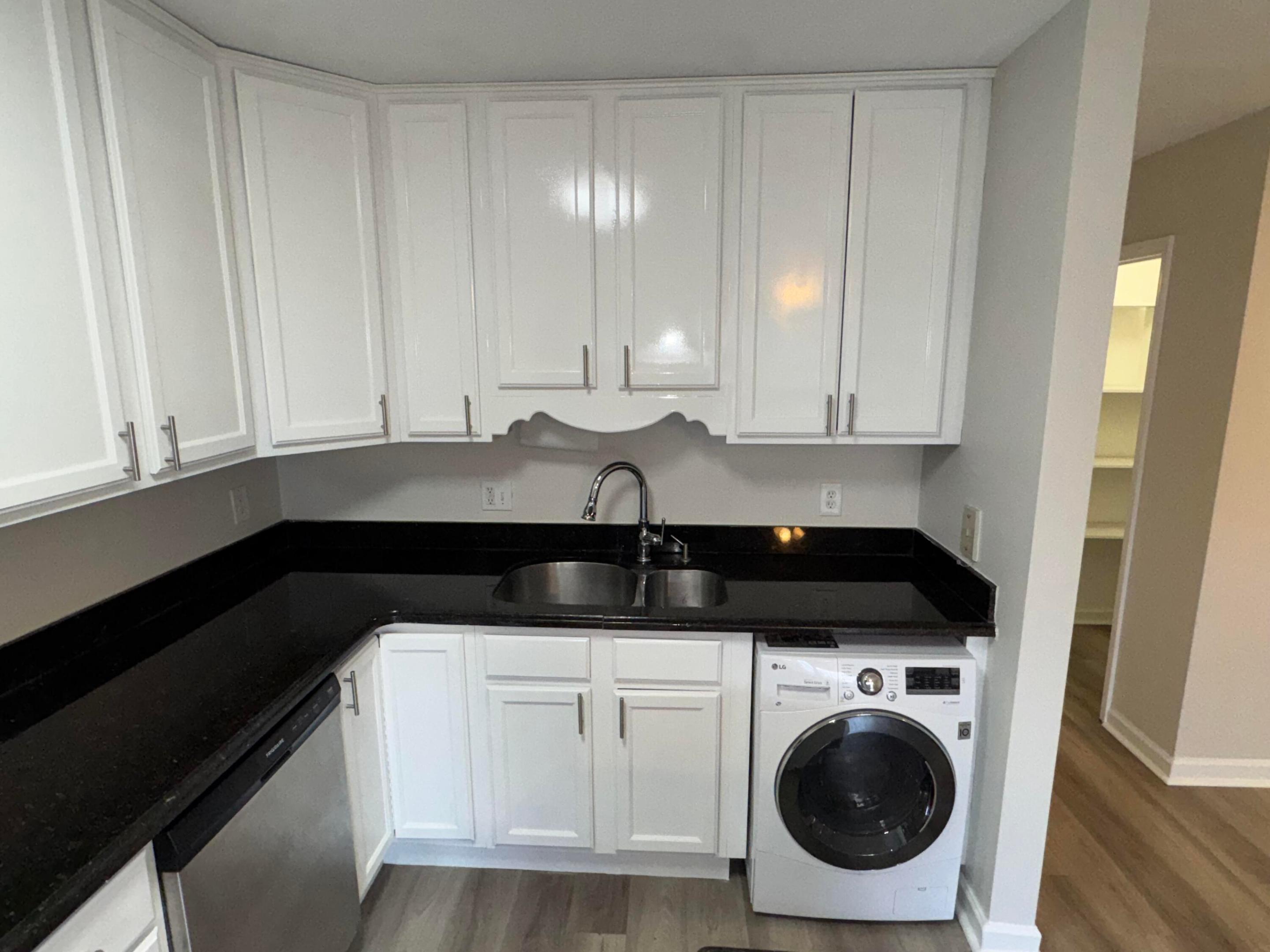 LAKE WORTH TOWN OF - Residential Lease