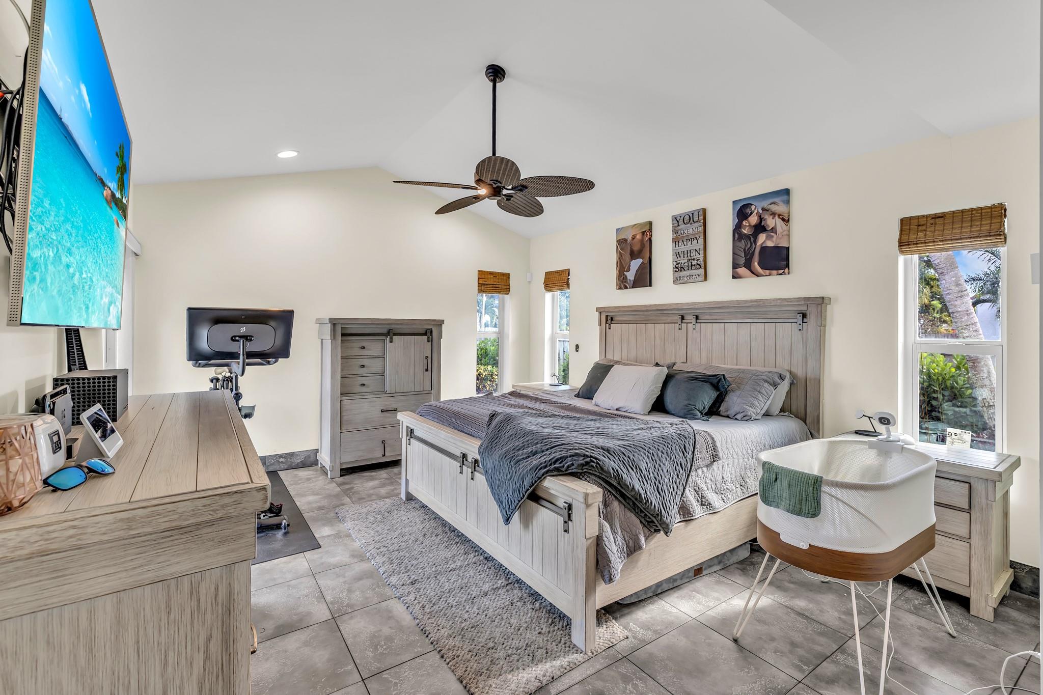 MEADOWS 300 1 - Residential