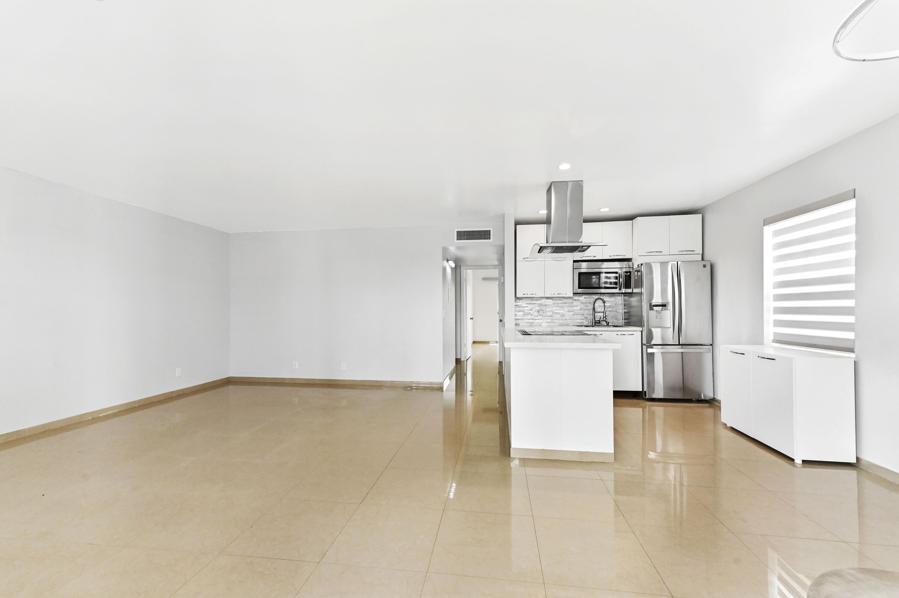 KINGS POINT CAPRI CONDOS - Residential