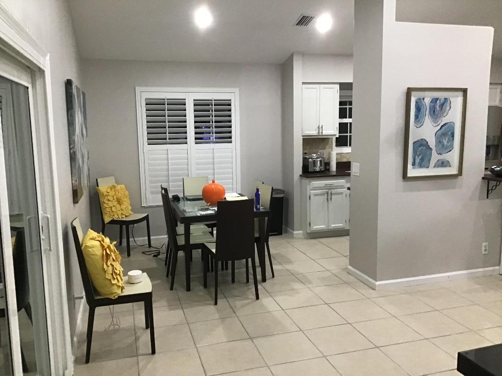 NORTH PALM BEACH HEIGHTS SEC 3 - Residential Lease