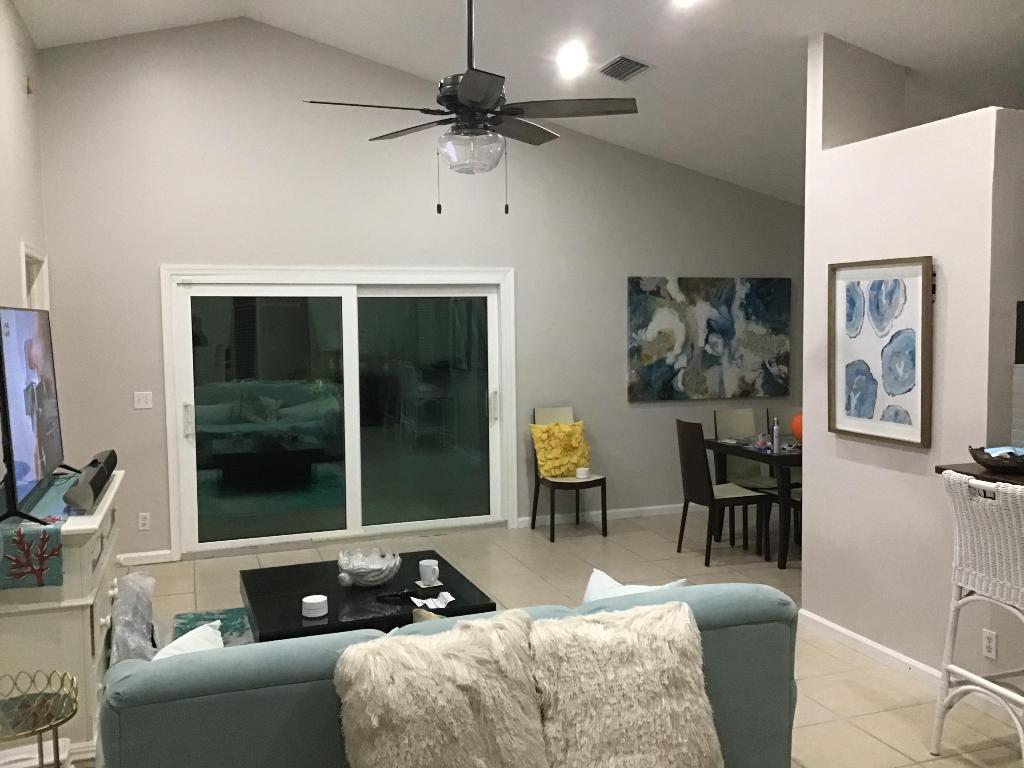 NORTH PALM BEACH HEIGHTS SEC 3 - Residential Lease