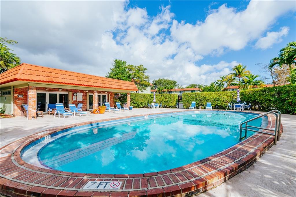 Manor Grove Townhomes - Residential