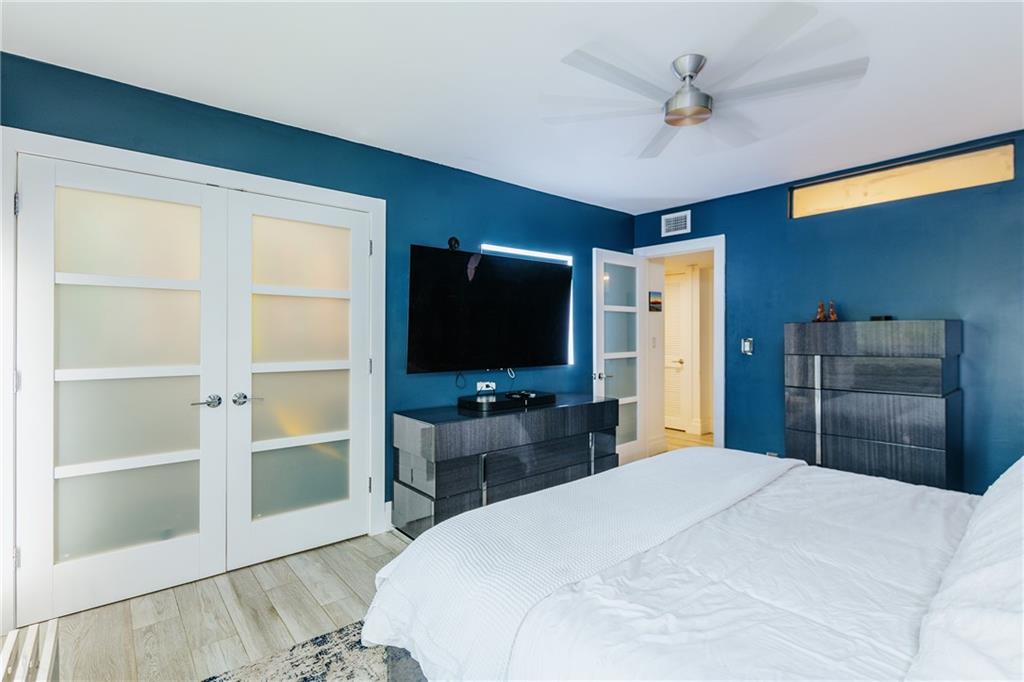 Manor Grove Townhomes - Residential