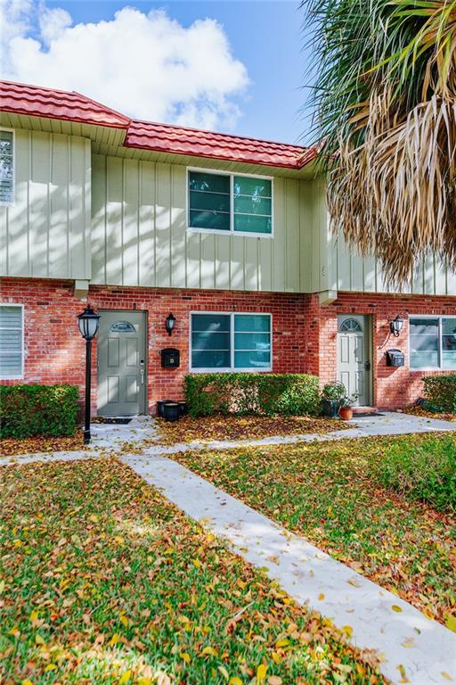 Manor Grove Townhomes - Residential