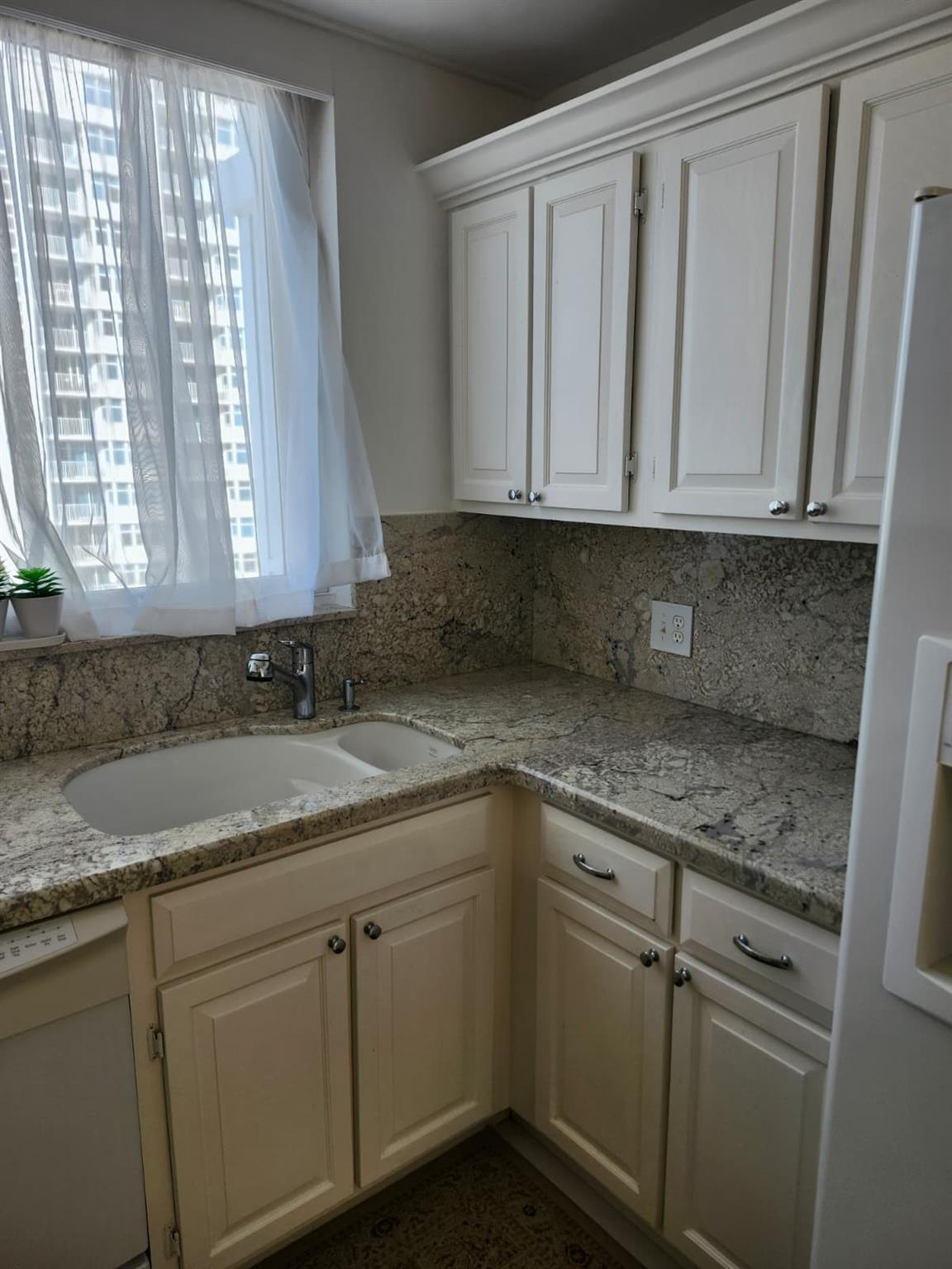 RENAISSANCE II - Residential