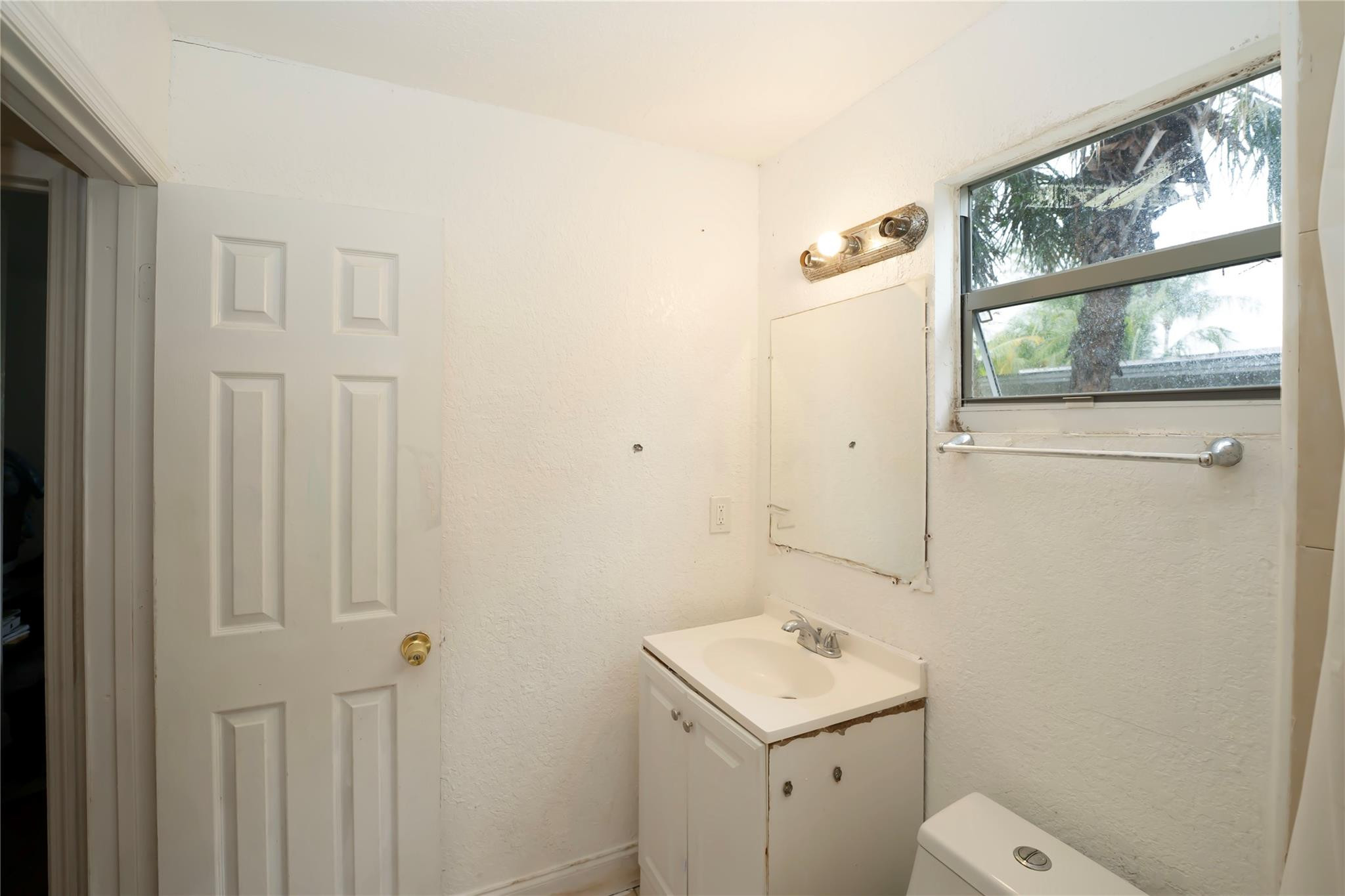 NORTH PALM BCH 4 - Residential