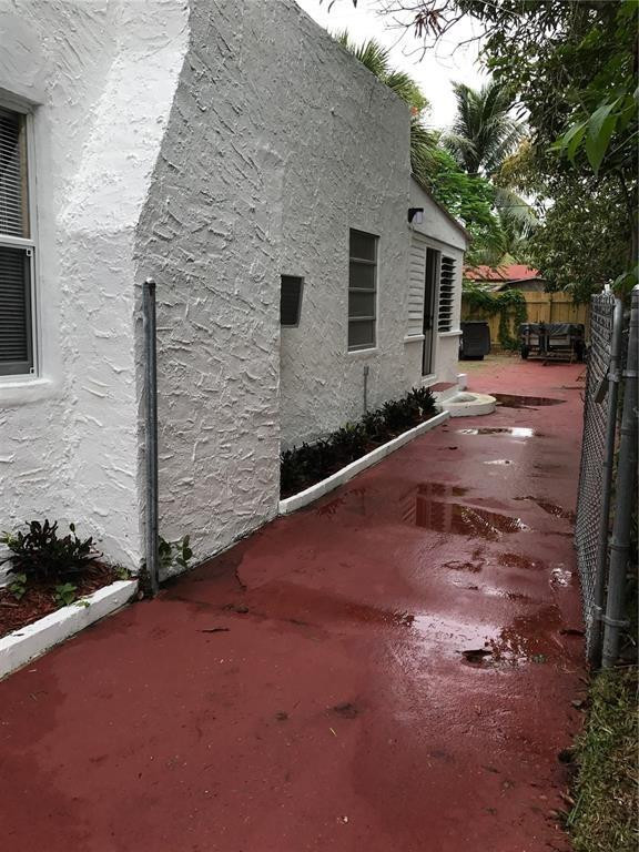NORTH PALM BCH 4 - Residential