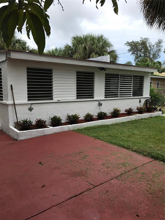 NORTH PALM BCH 4 - Residential