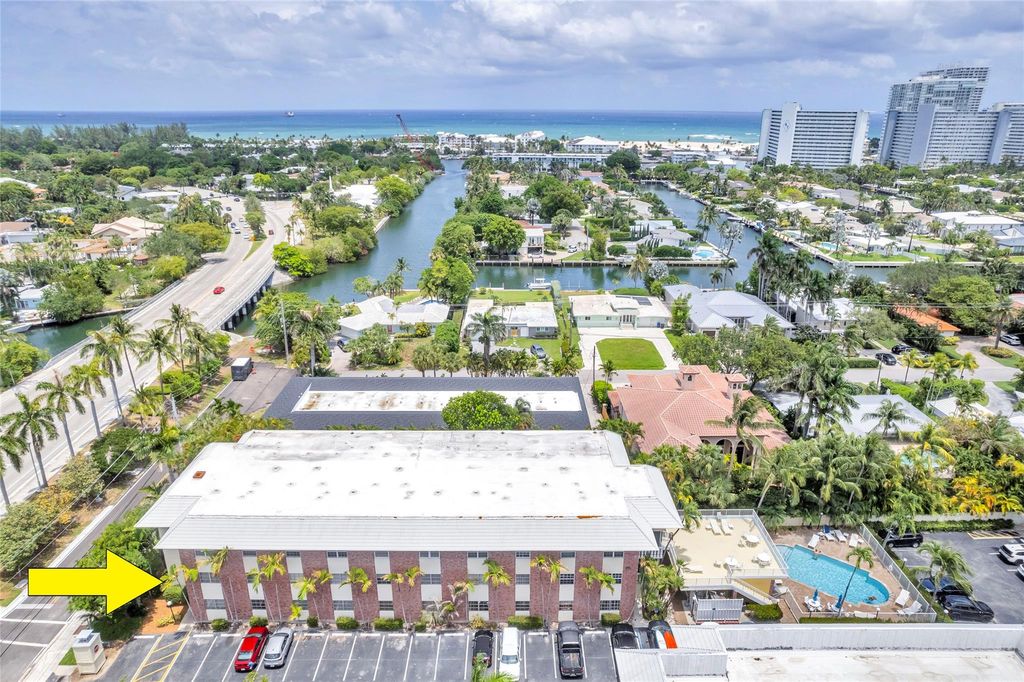 Photo of 2426 SE 17th Street #201A, Fort Lauderdale, FL 33316 (MLS # F10508262)