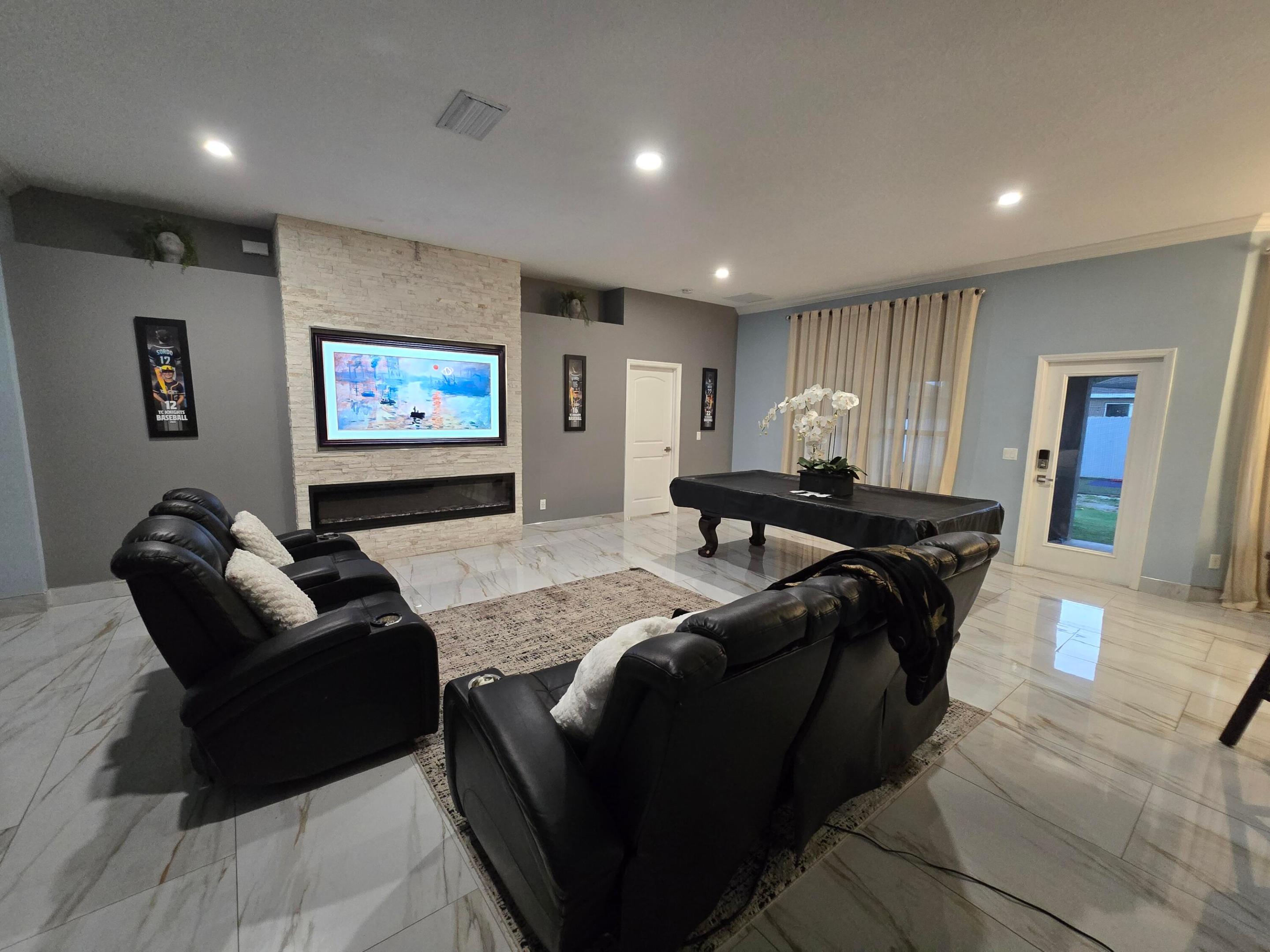 PORT ST LUCIE SECTION 7 - Residential