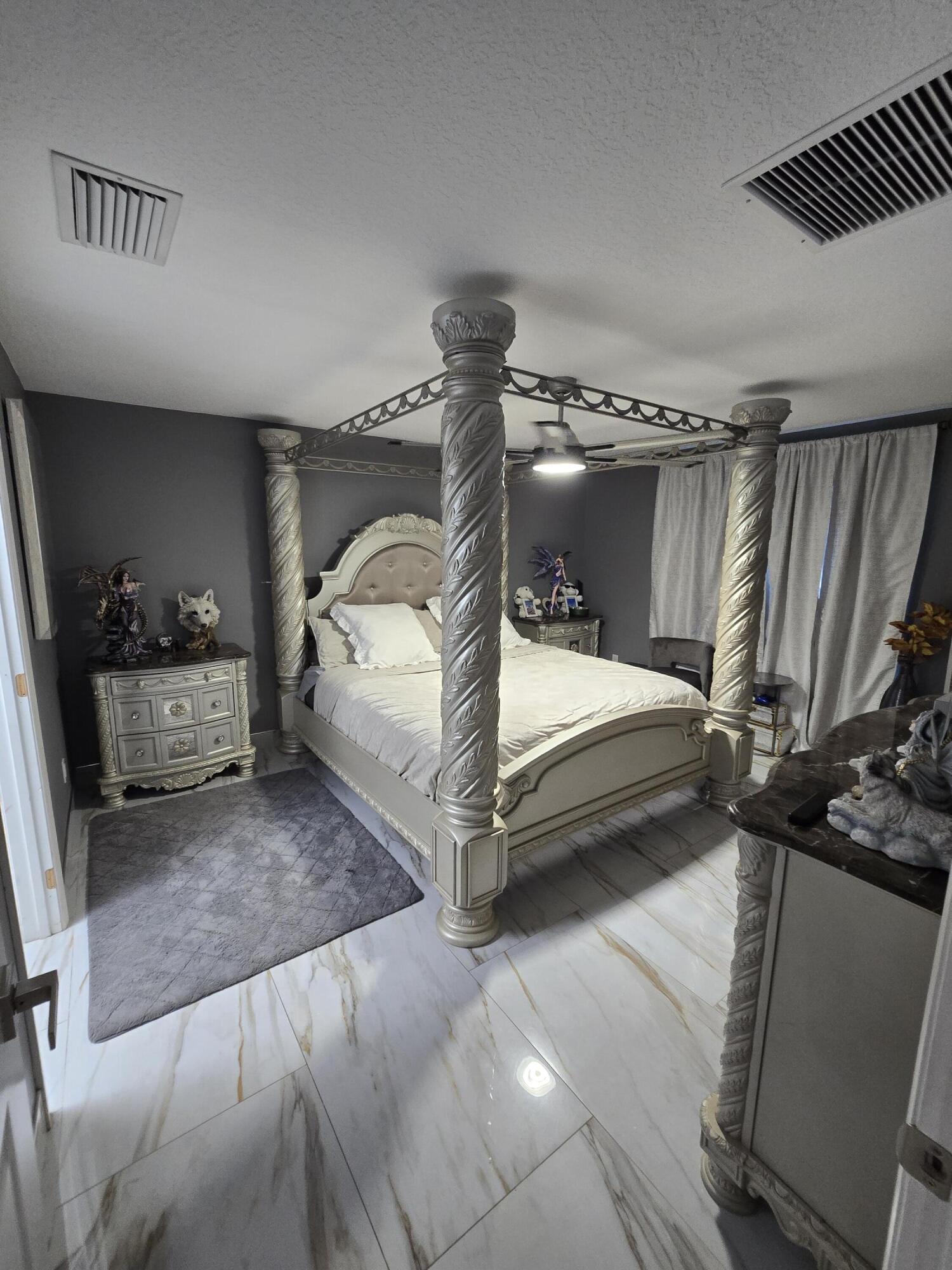 PORT ST LUCIE SECTION 7 - Residential