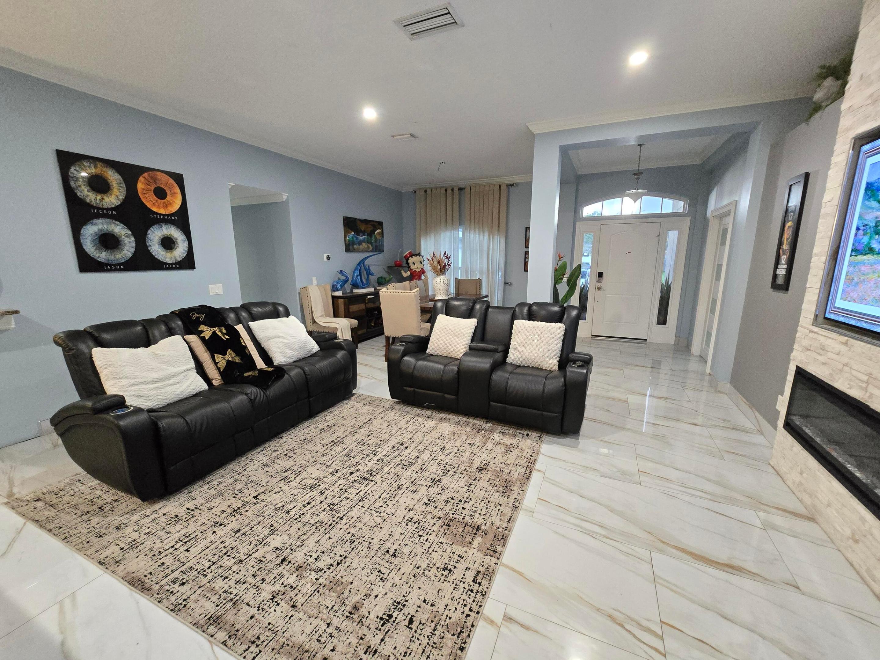 PORT ST LUCIE SECTION 7 - Residential