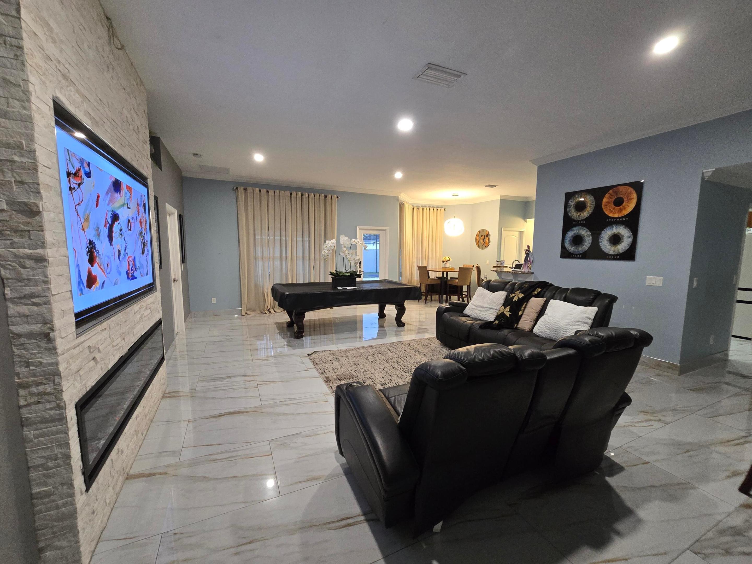 PORT ST LUCIE SECTION 7 - Residential