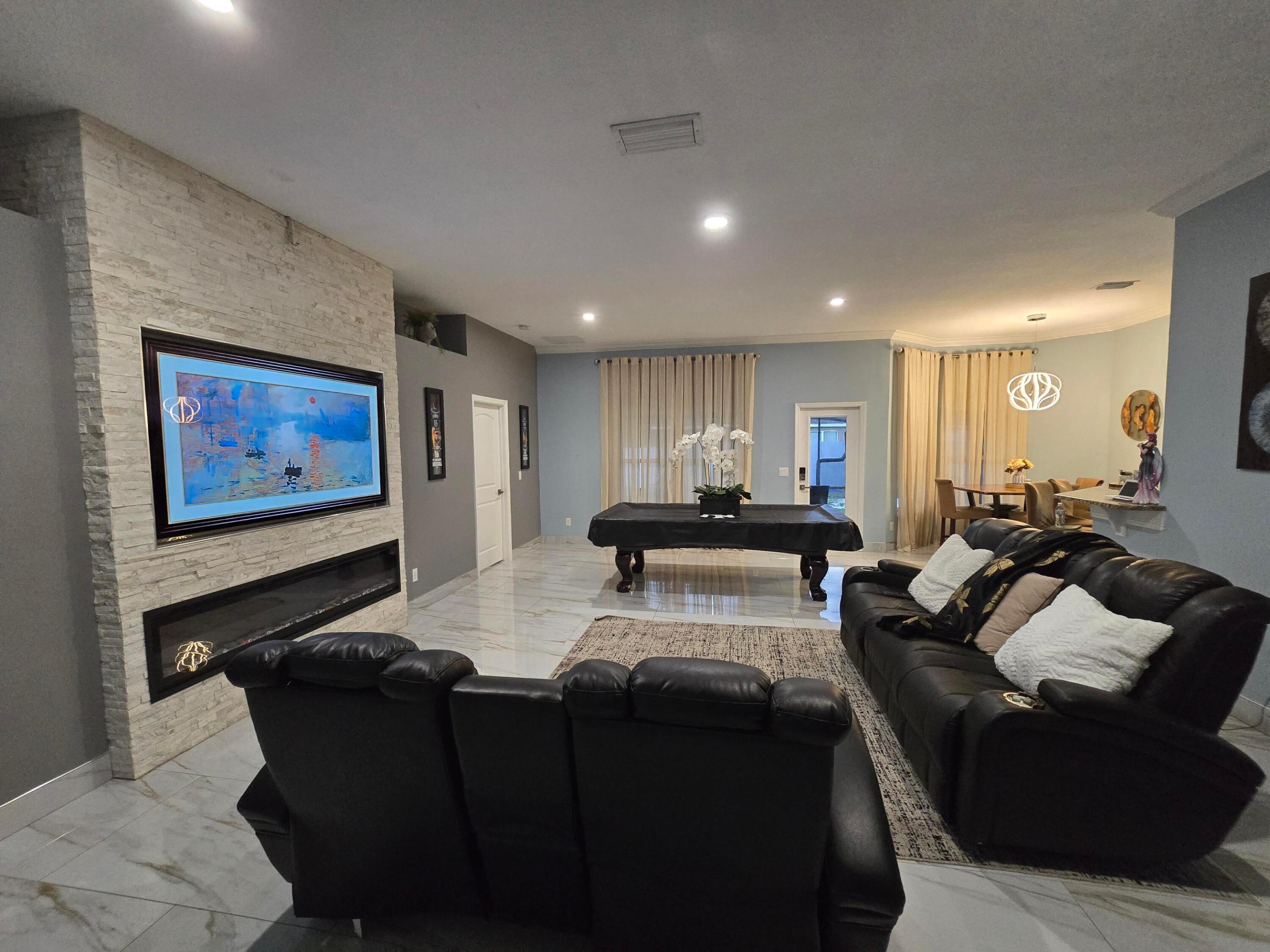 PORT ST LUCIE SECTION 7 - Residential