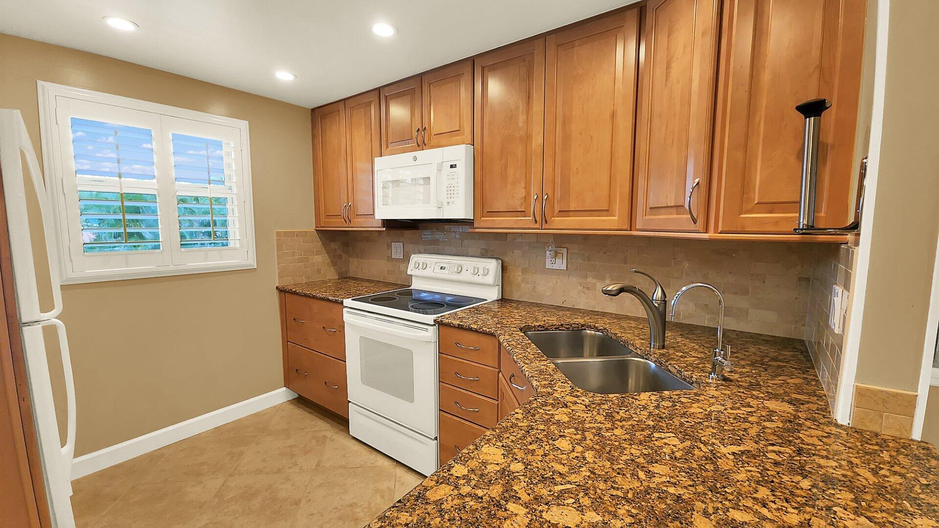 GARDENS BY THE SEA SOUTH CONDO - Residential