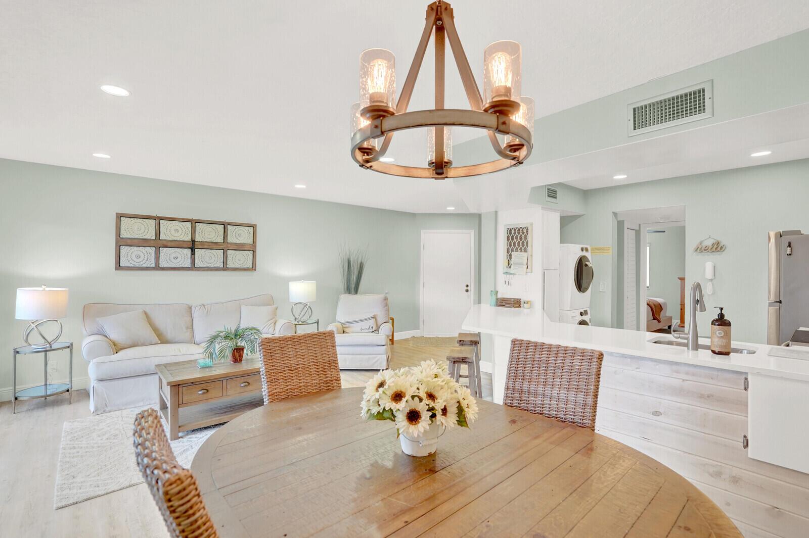 JUPITER OCEAN AND RACQUET - Residential