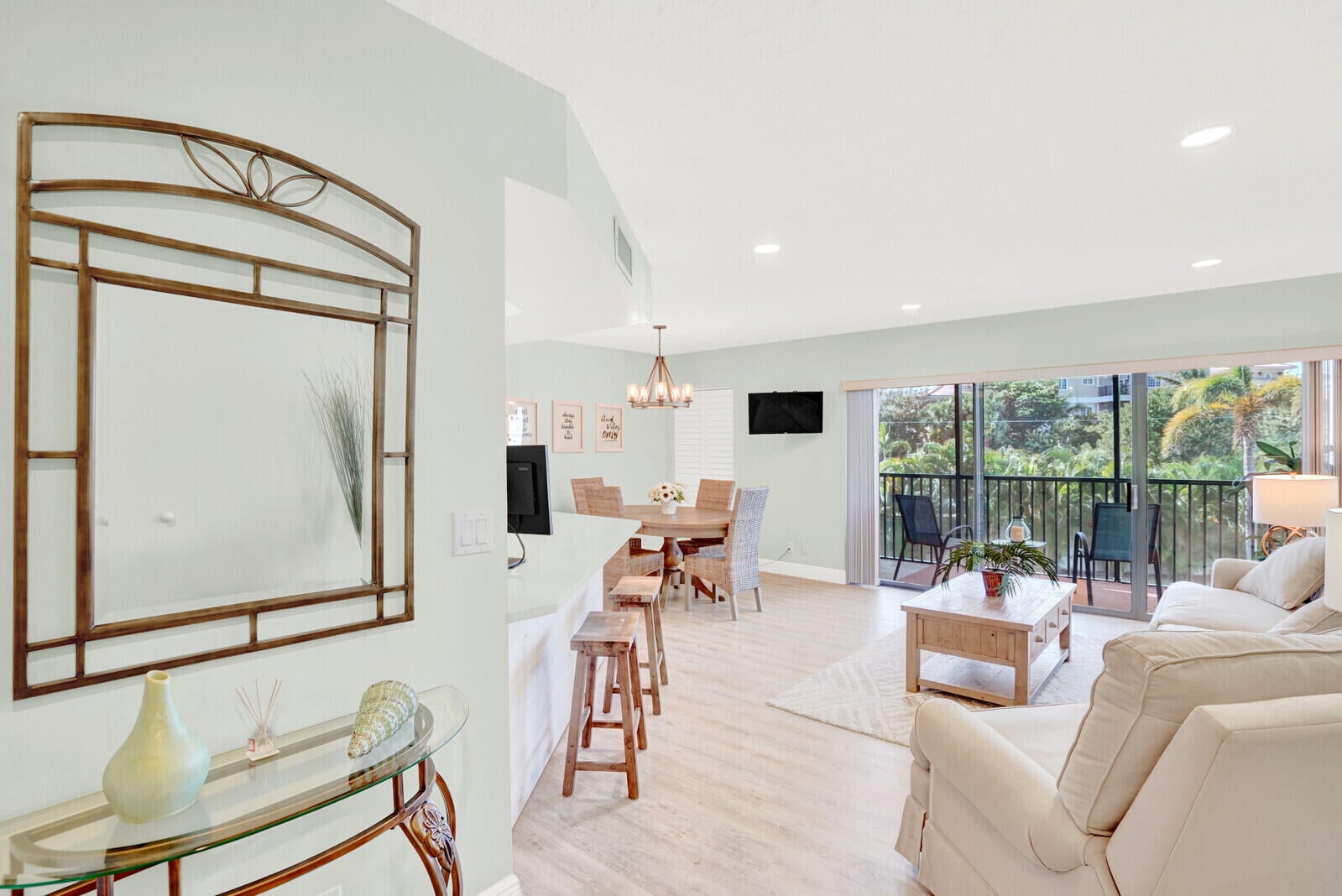 1605 S Us Highway 1 202v5, Jupiter FL 33477