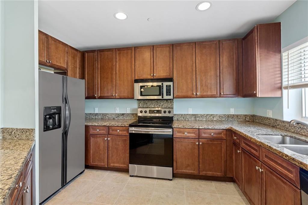 708 SE 15TH Street 3