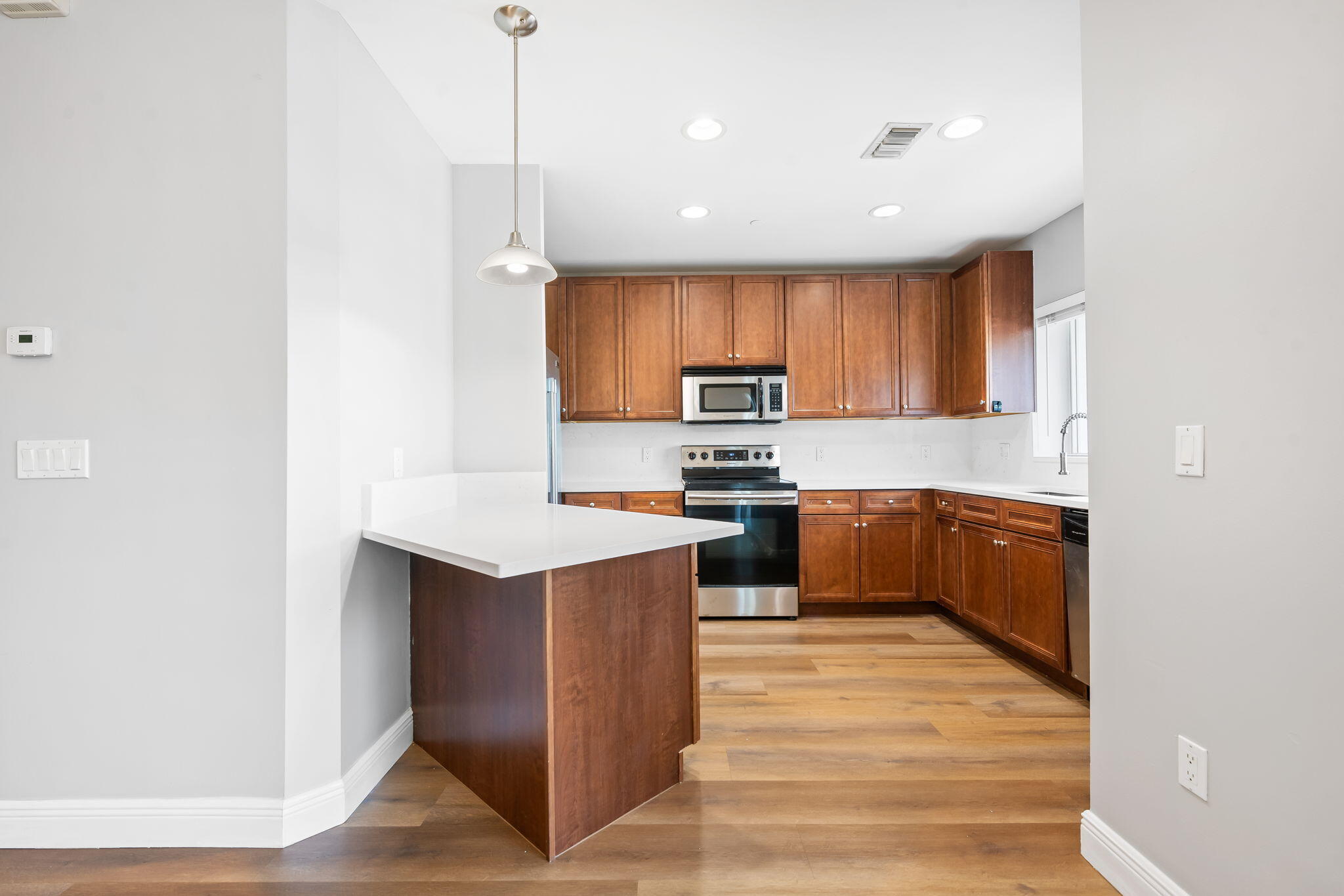708 SE 15TH Street 3