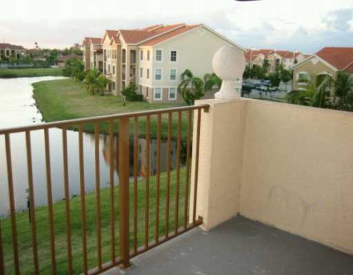 EMERALD ISLE AT LAGUNA LAKES CONDO - Residential Lease