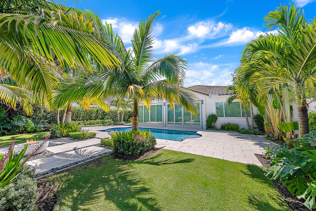 Photo of 134 Golf Village Boulevard, Jupiter, FL 33458 (MLS # R11108318)