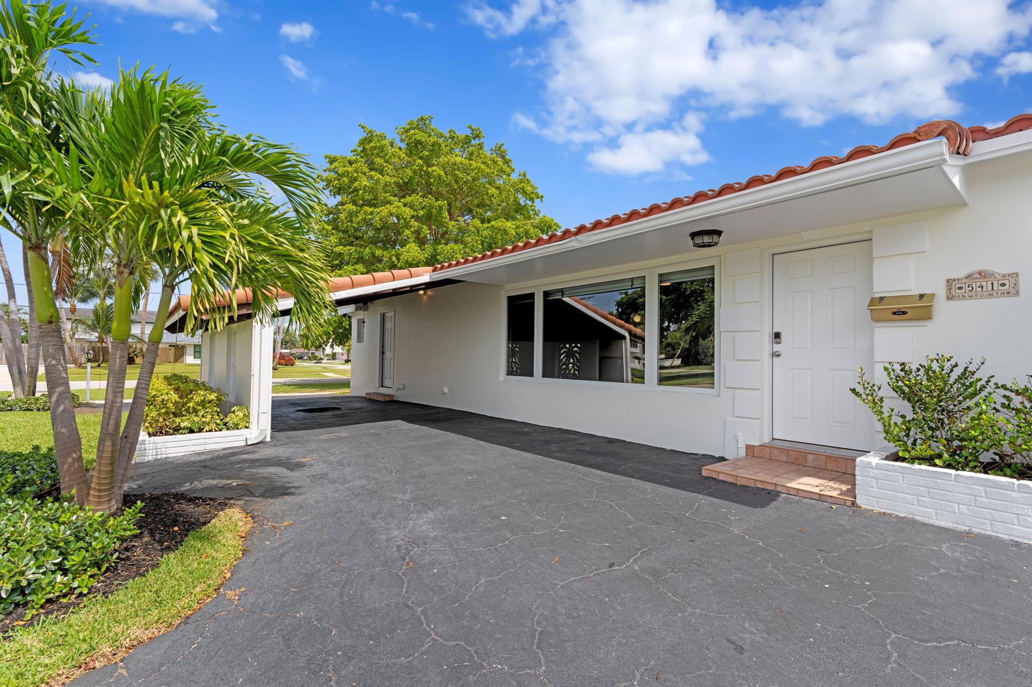 541 Kingfish Road