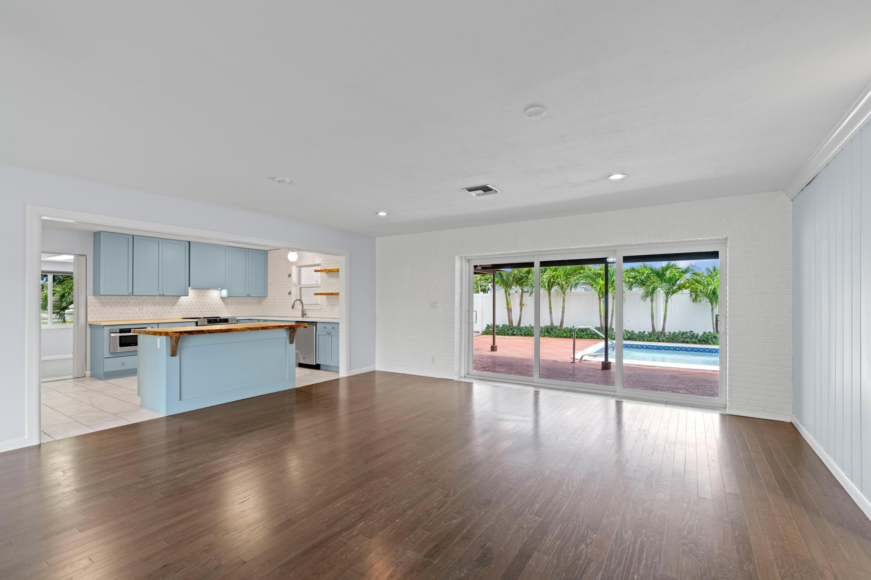 541 Kingfish Road